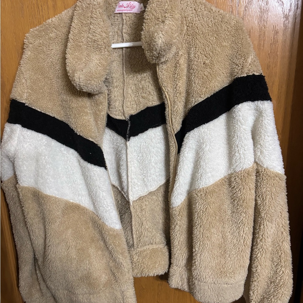Pink lily jacket size Large